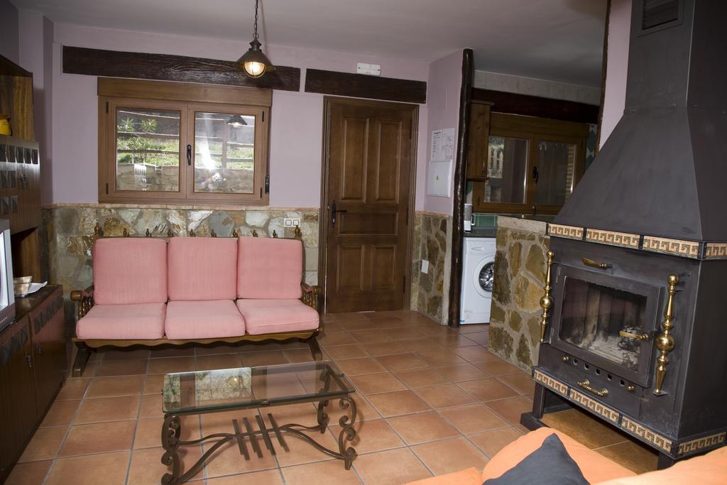 Casas Rurales La Dehesa Касас-дель-Монте Экстерьер фото