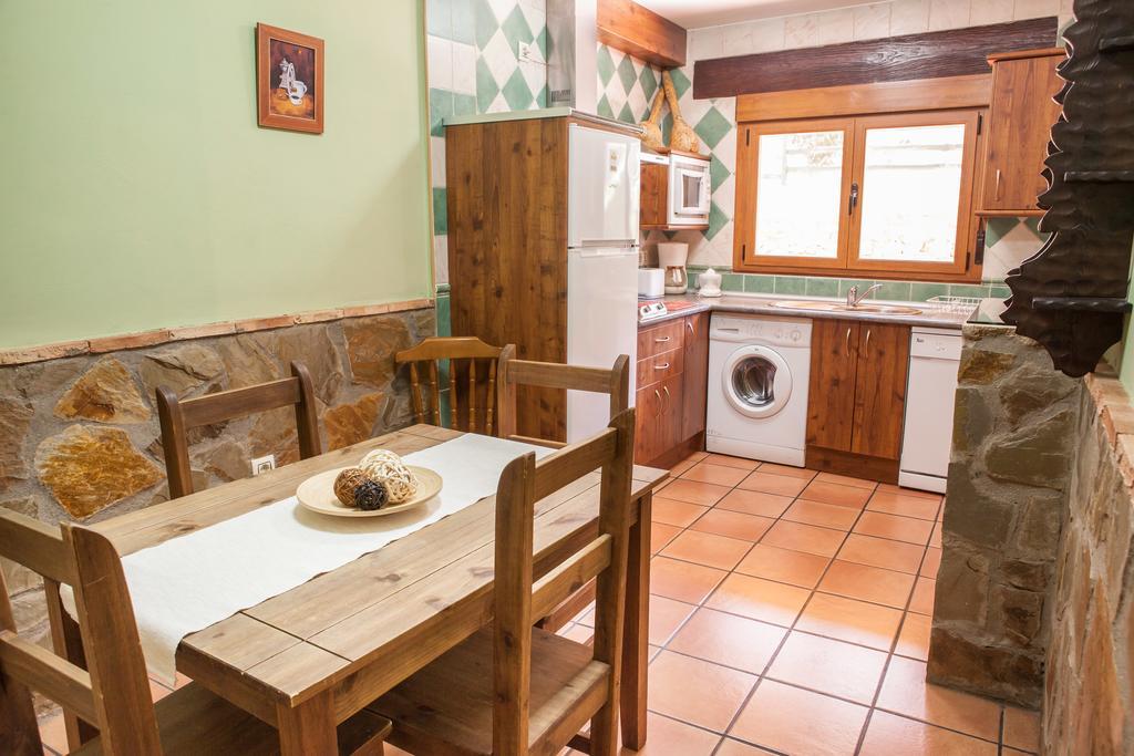 Casas Rurales La Dehesa Касас-дель-Монте Экстерьер фото